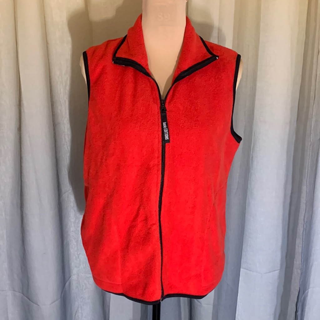 Nwt Basic Editions Vest